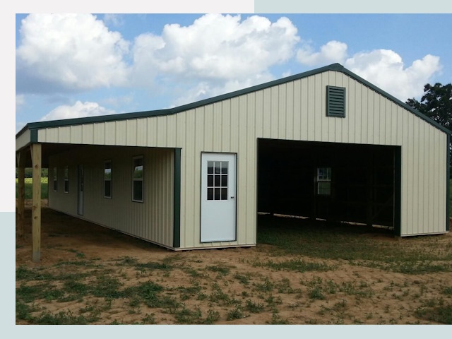 Строительство конюшен в Острогожске